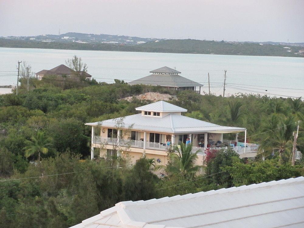 Casa De Isle Hotel Providenciales Exterior photo