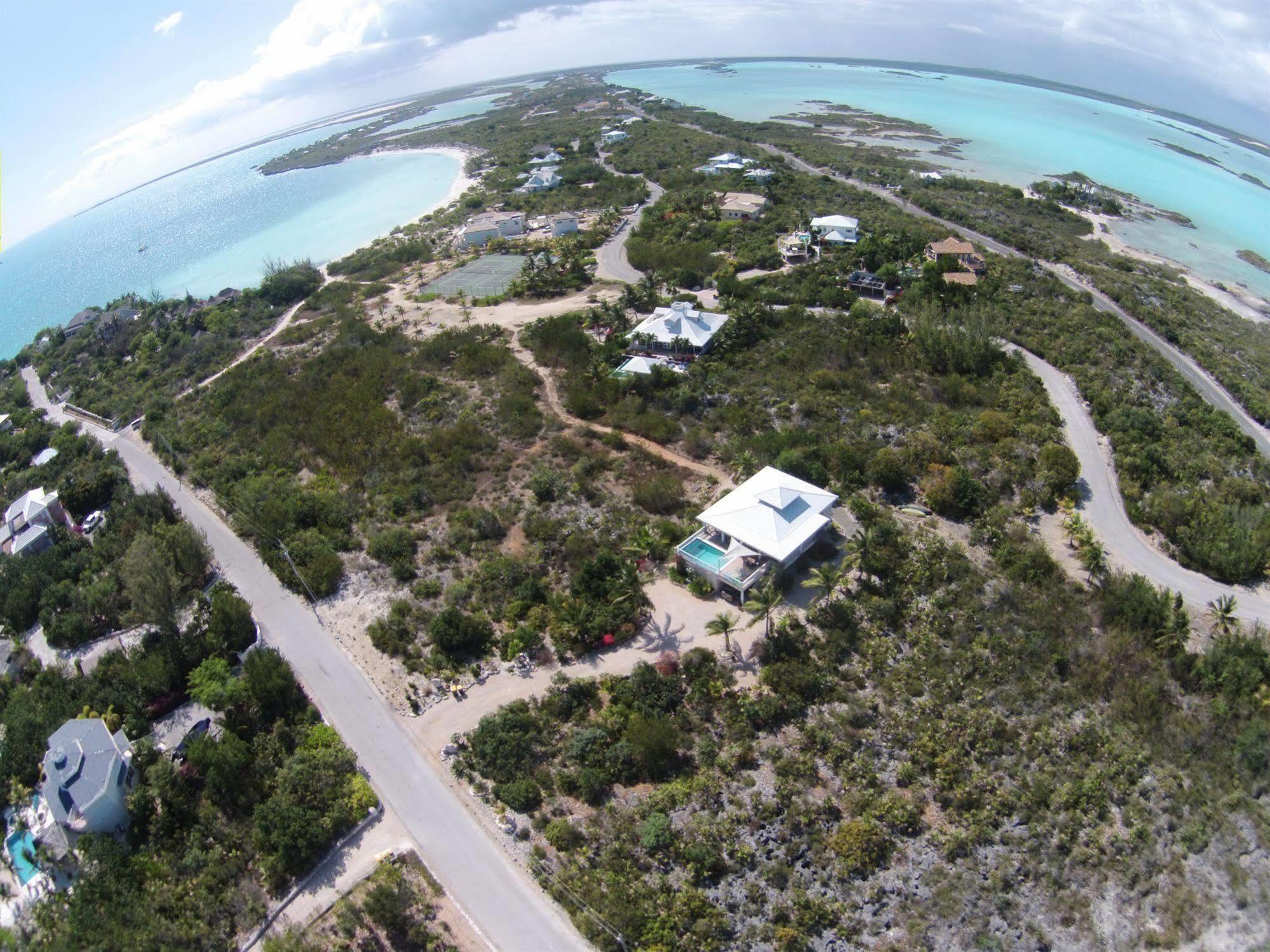 Casa De Isle Hotel Providenciales Exterior photo