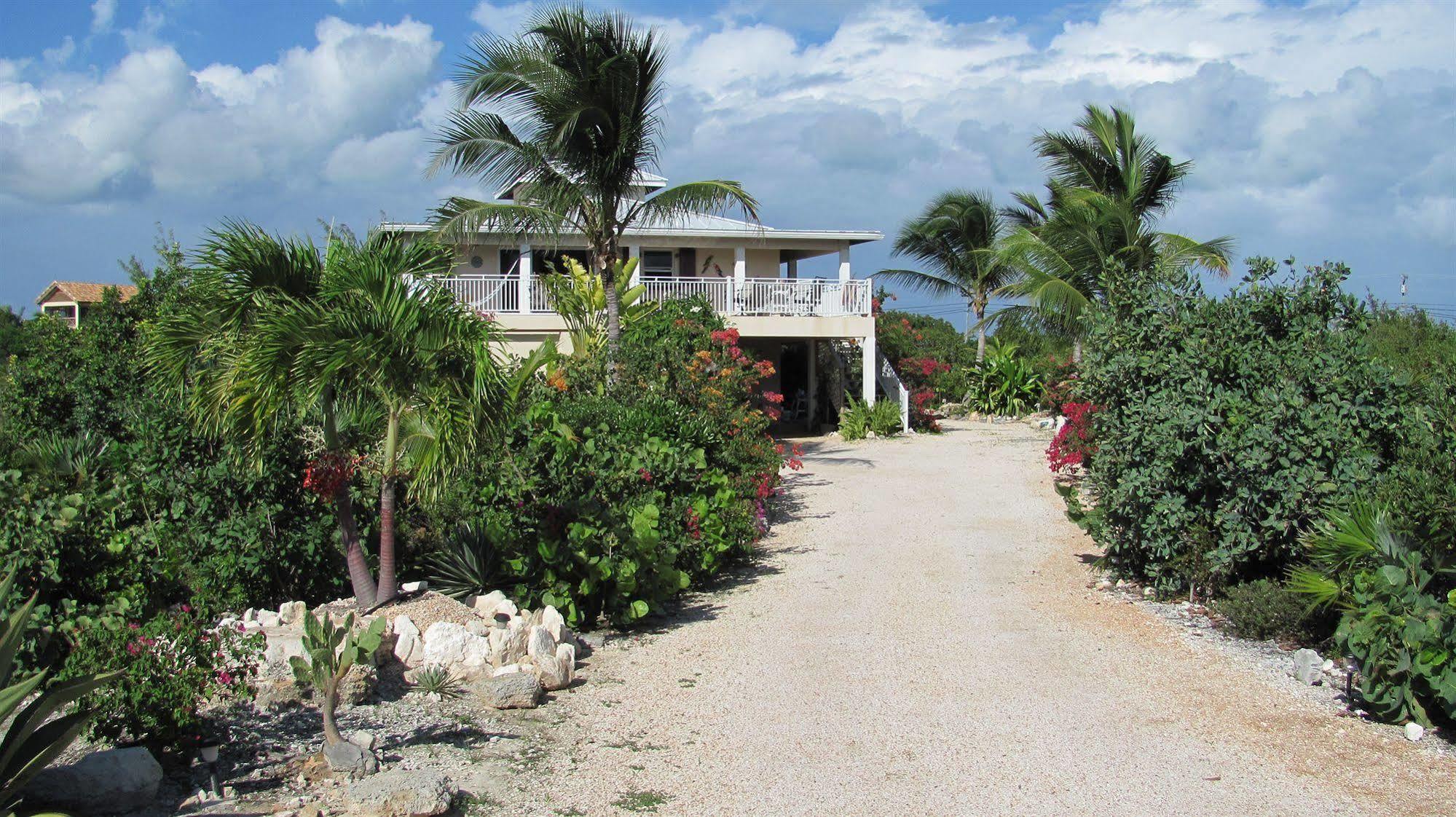 Casa De Isle Hotel Providenciales Exterior photo